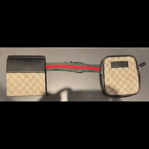Unisex Gucci messenger belt bag.